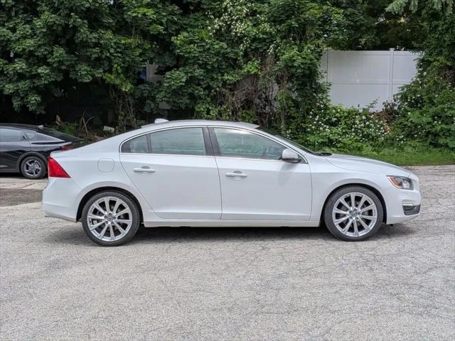 2018 Volvo S60 Inscription T5 Platinum