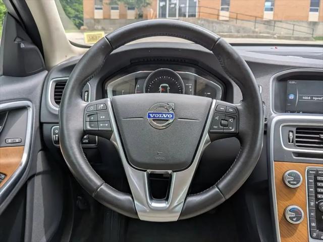 2018 Volvo S60 Inscription T5 Platinum