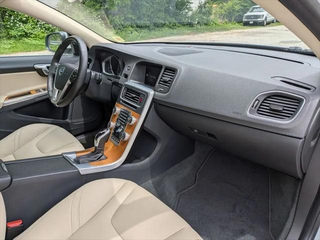 2018 Volvo S60 Inscription T5 Platinum