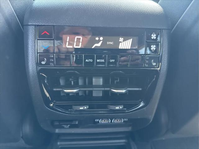 2023 Jeep Grand Cherokee L Limited 4x2