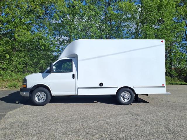 2026 Chevrolet Express Cutaway Work Van