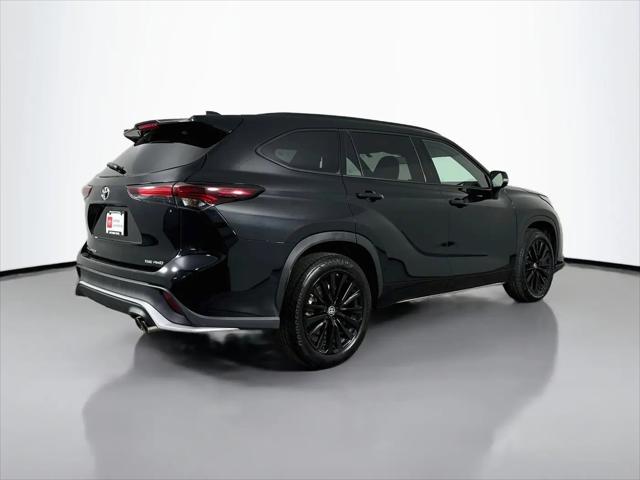 2025 Toyota Highlander XSE