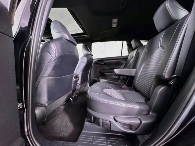 2025 Toyota Highlander XSE