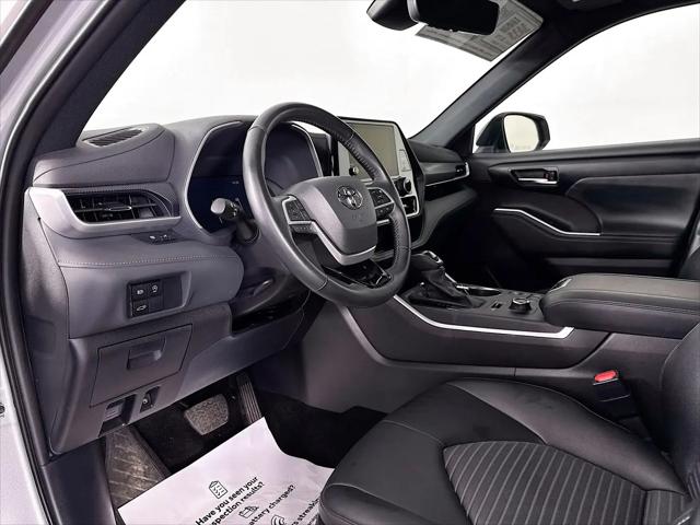 2025 Toyota Highlander XSE