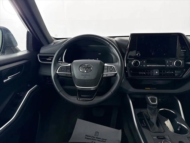 2025 Toyota Highlander XSE