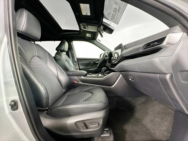 2025 Toyota Highlander XSE