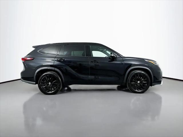 2025 Toyota Highlander XSE