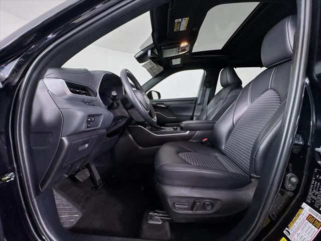 2025 Toyota Highlander XSE