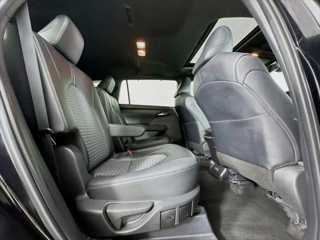 2025 Toyota Highlander XSE