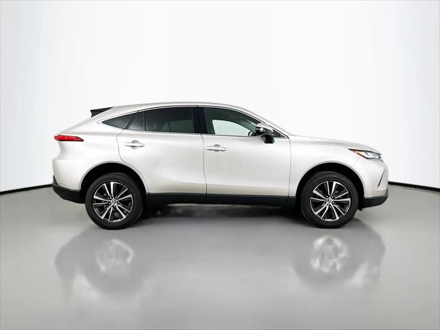 2024 Toyota Venza LE