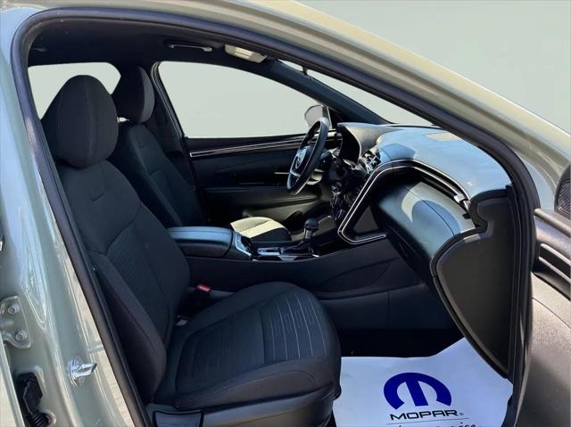 2023 Hyundai Santa Cruz SE