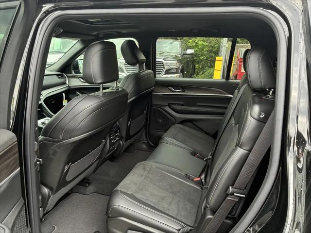 2026 Jeep Grand Cherokee L Altitude 4x4