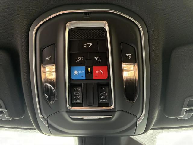2026 Jeep Grand Cherokee L Altitude 4x4