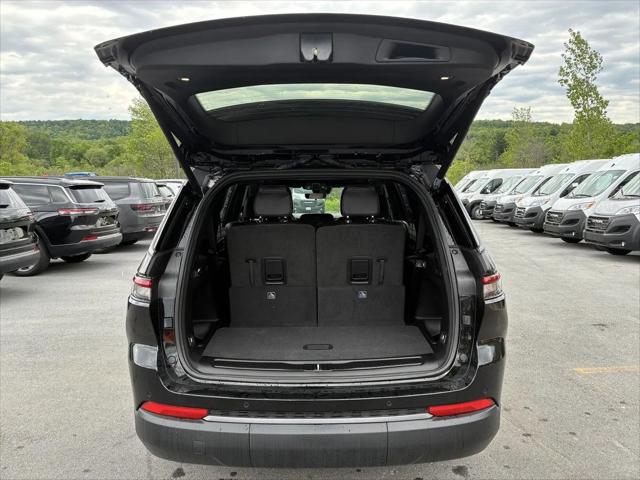 2026 Jeep Grand Cherokee L Altitude 4x4