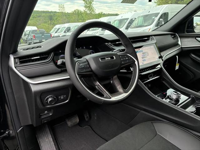 2026 Jeep Grand Cherokee L Altitude 4x4
