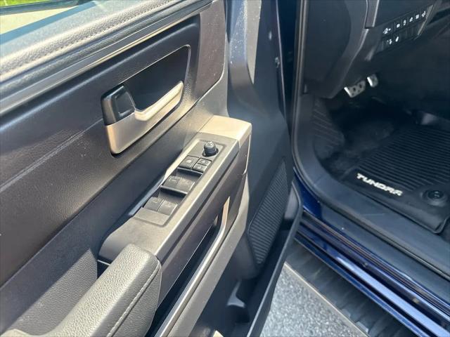 2022 Toyota Tundra SR5