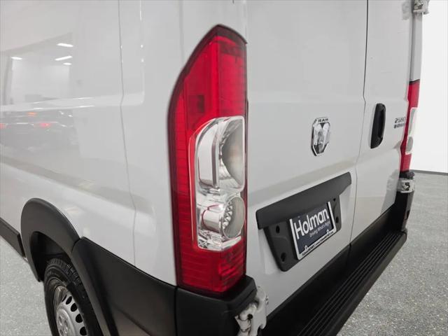 2025 Ram ProMaster 2500 Cargo Van Tradesman High Roof 159" WB w/Pass Seat