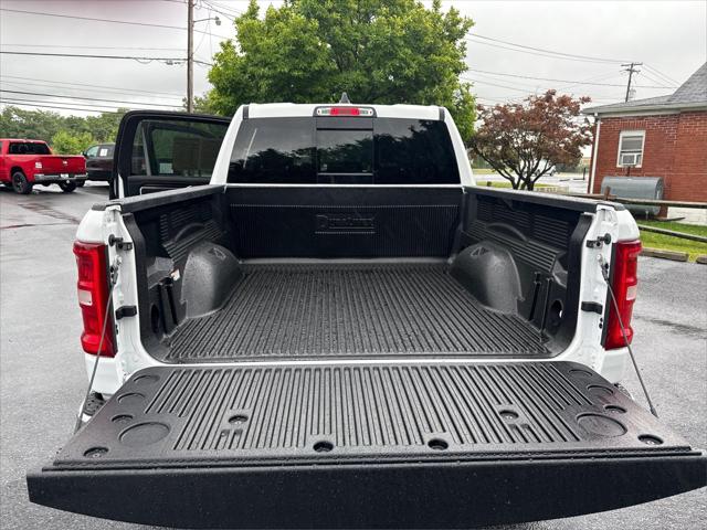 2025 Ram 1500 Laramie Crew Cab 4x4 5'7" Box