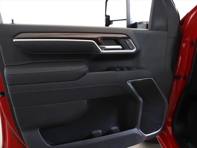 2026 Chevrolet Silverado 3500HD Crew Cab, Standard Bed, LT, 4WD