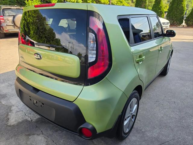 2016 Kia Soul Base