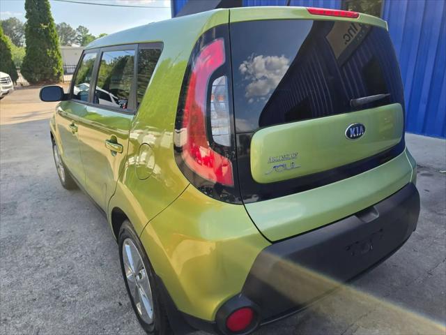 2016 Kia Soul Base