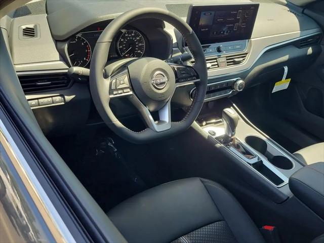 2026 Nissan Altima SR FWD