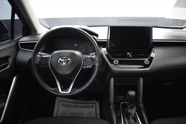 2024 Toyota Corolla Cross LE