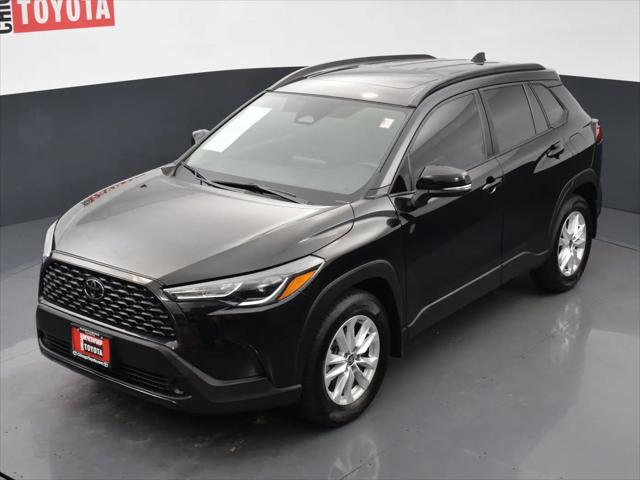 2024 Toyota Corolla Cross LE