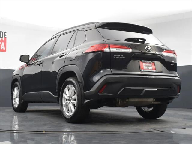 2024 Toyota Corolla Cross LE