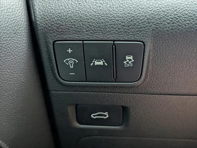 2023 Kia K5 EX