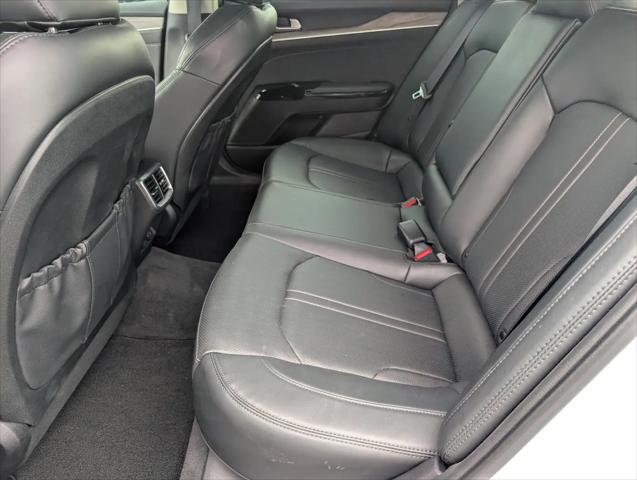 2023 Kia K5 EX