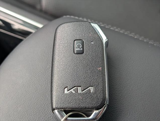 2023 Kia K5 EX