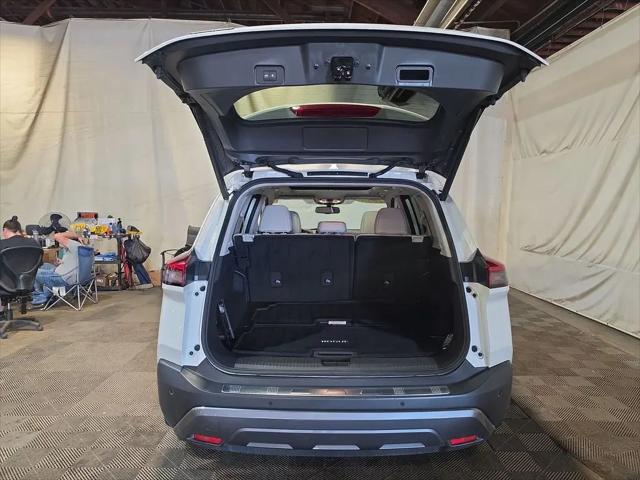 2023 Nissan Rogue SL Intelligent AWD