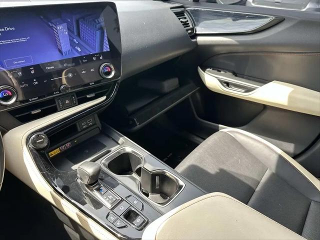 2022 Lexus NX 350h Premium