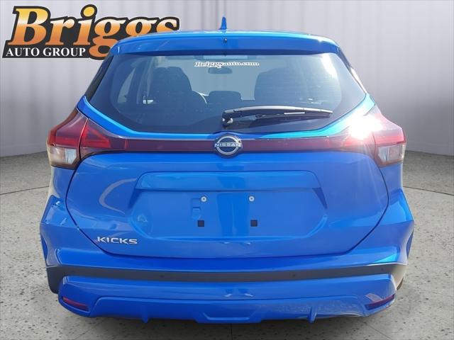 2024 Nissan Kicks S Xtronic CVT
