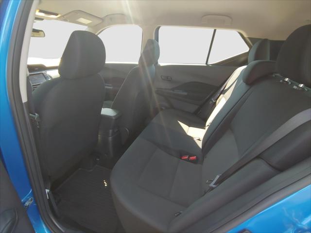 2024 Nissan Kicks S Xtronic CVT