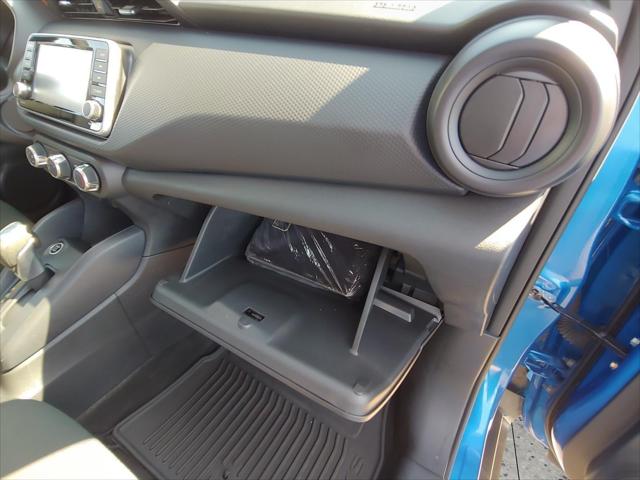 2024 Nissan Kicks S Xtronic CVT