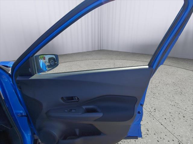 2024 Nissan Kicks S Xtronic CVT