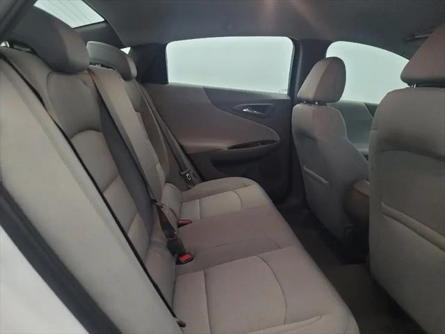 2022 Chevrolet Malibu FWD 1FL