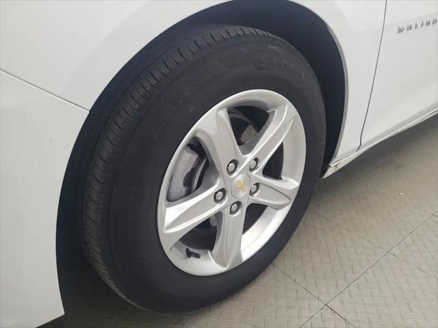 2022 Chevrolet Malibu FWD 1FL
