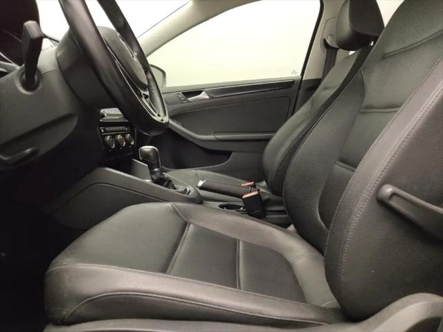 2017 Volkswagen Jetta 1.8T SEL
