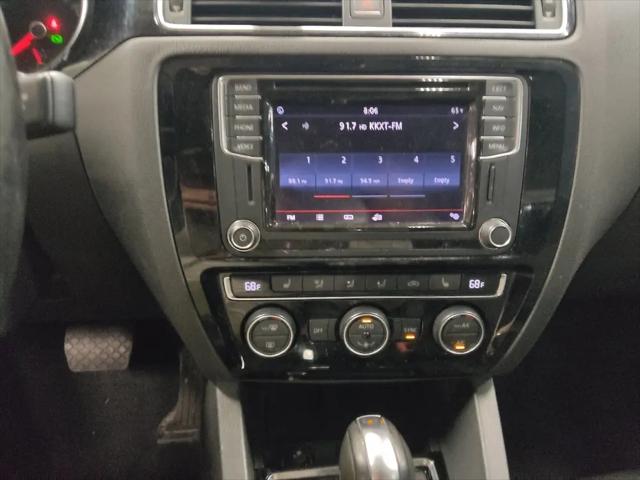 2017 Volkswagen Jetta 1.8T SEL