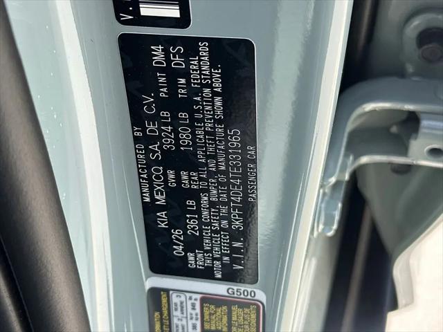 2026 Kia K4 LXS
