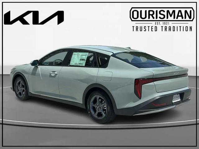 2026 Kia K4 LXS