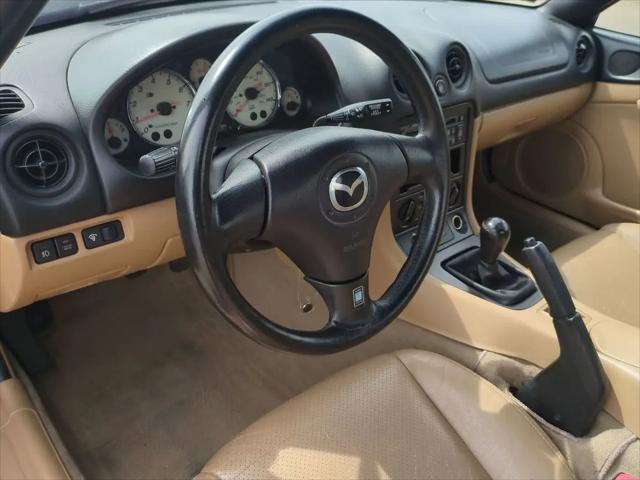 2001 Mazda MX-5 Base