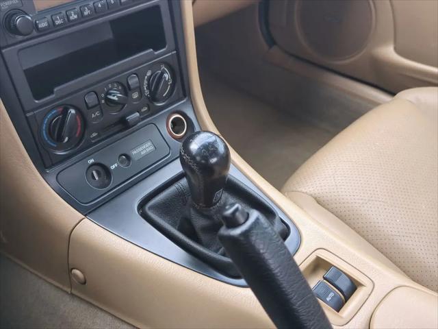2001 Mazda MX-5 Base