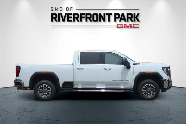 2026 GMC Sierra 2500HD Crew Cab, Standard Bed, SLT, 4WD