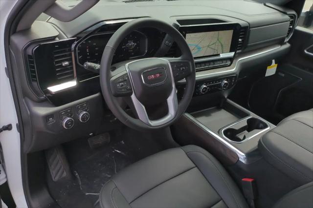 2026 GMC Sierra 2500HD Crew Cab, Standard Bed, SLT, 4WD