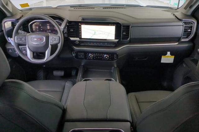 2026 GMC Sierra 2500HD Crew Cab, Standard Bed, SLT, 4WD