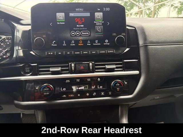 2025 Nissan Pathfinder SL FWD